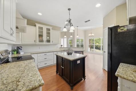350 Owl Creek Road Giddings TX 78942