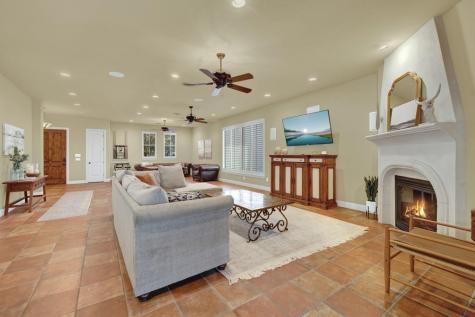 1745 Lakeside Drive W Canyon Lake TX 78133