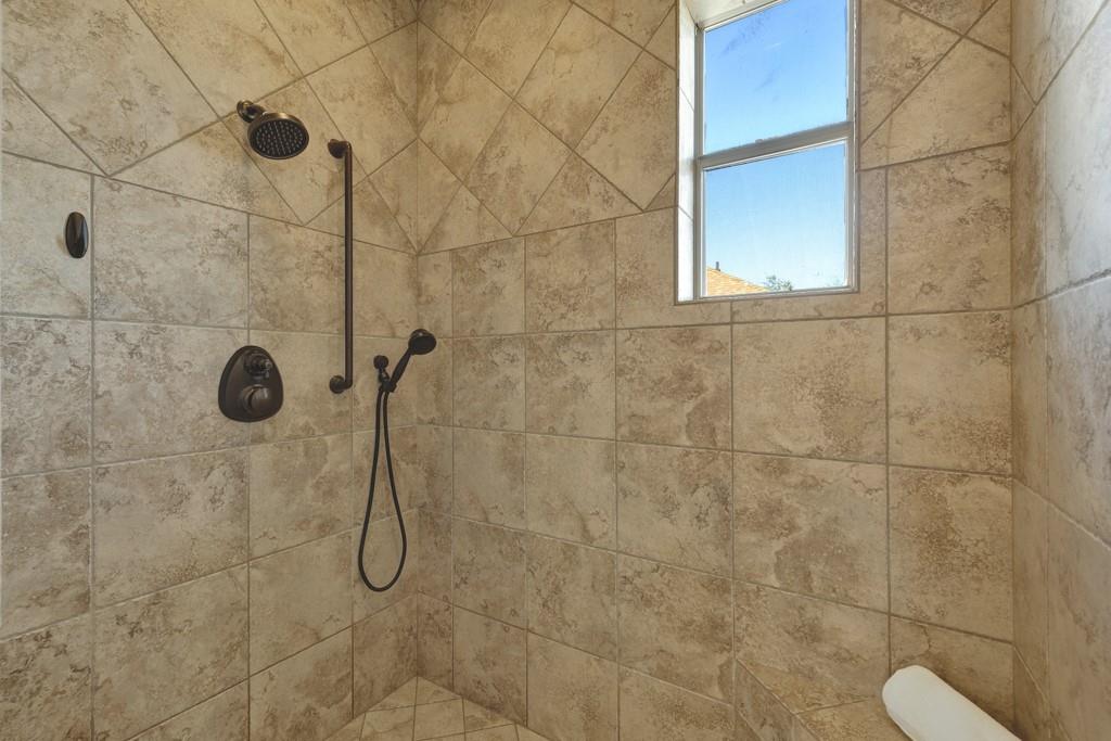 1745 Lakeside Drive W Canyon Lake TX 78133