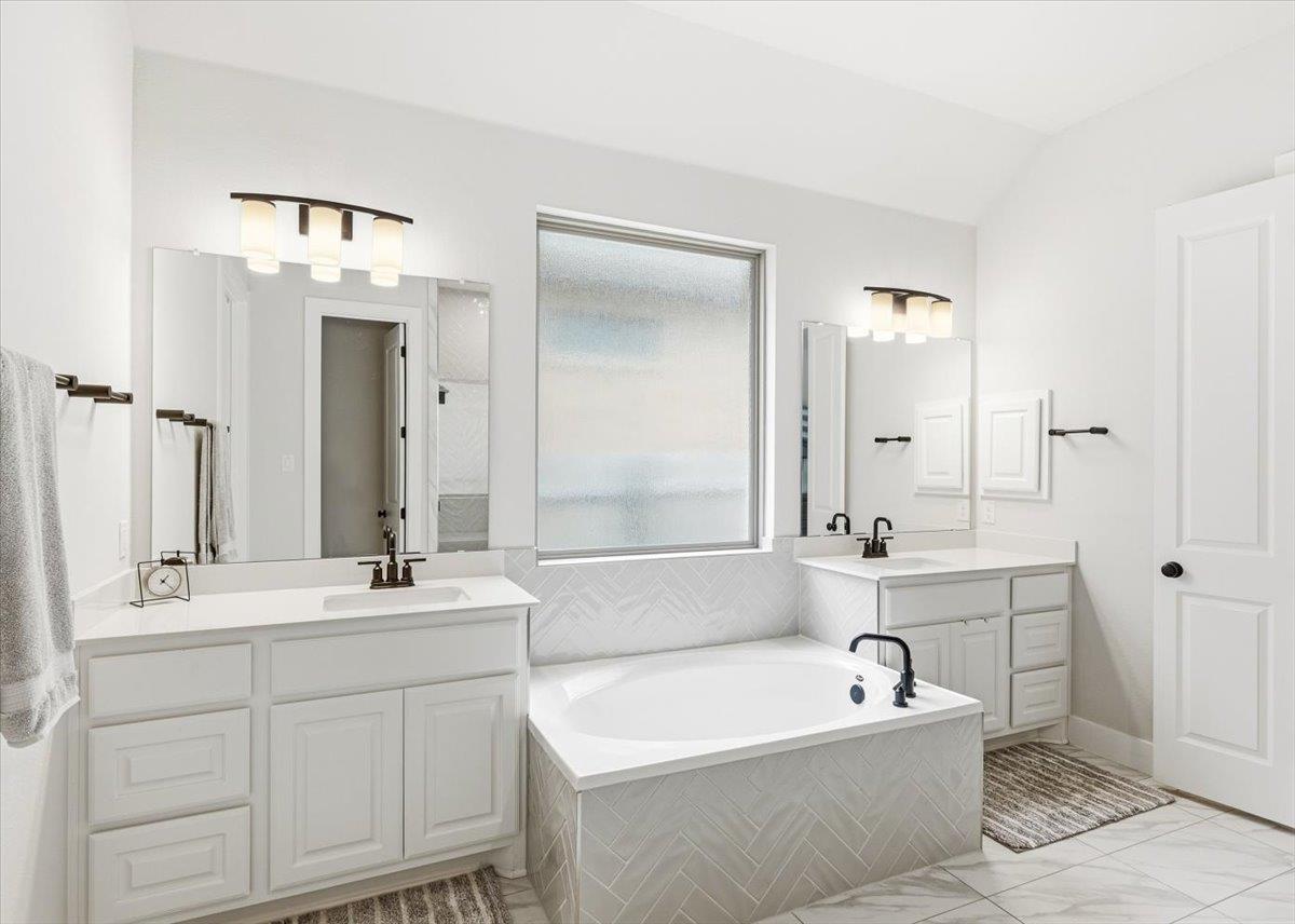 117 Peacevine Lane Liberty Hill TX 78642