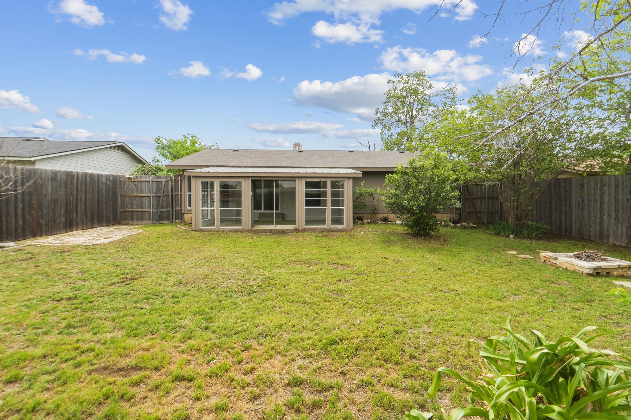 3910 Stoney Hill Round Rock TX 78681