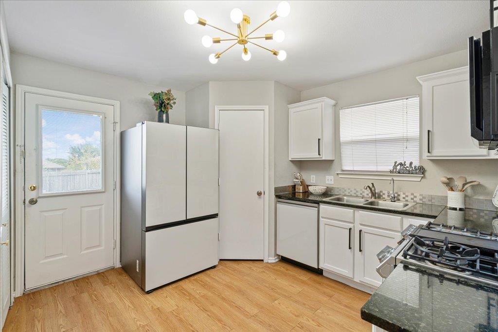 238 Saint Marys Drive Hutto TX 78634