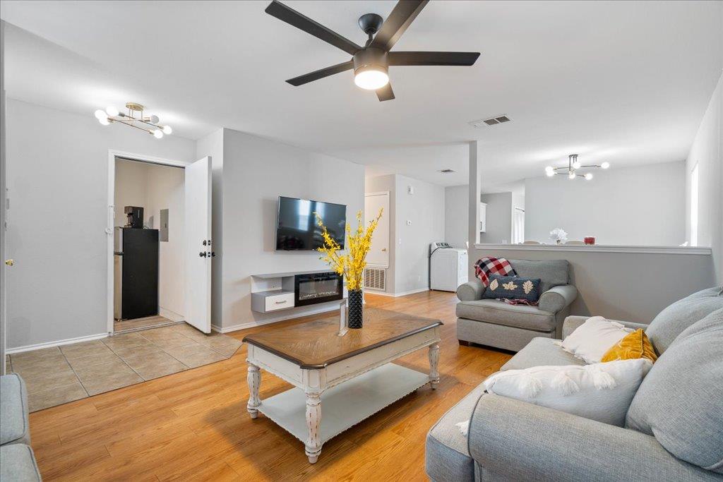 238 Saint Marys Drive Hutto TX 78634