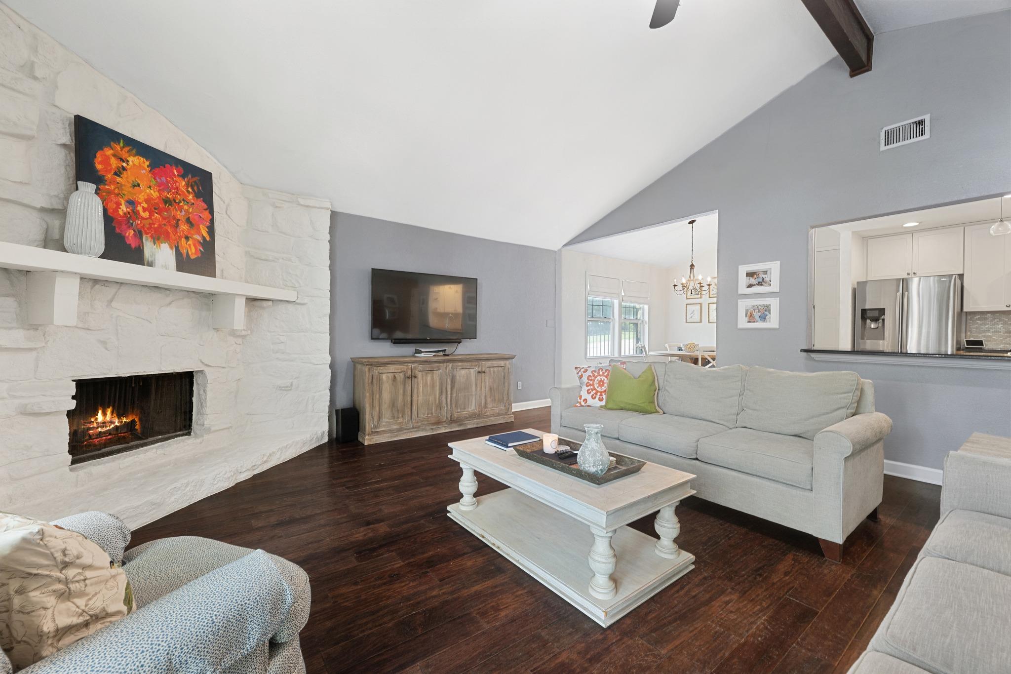 1211 Falcon Ledge Drive Austin TX 78746