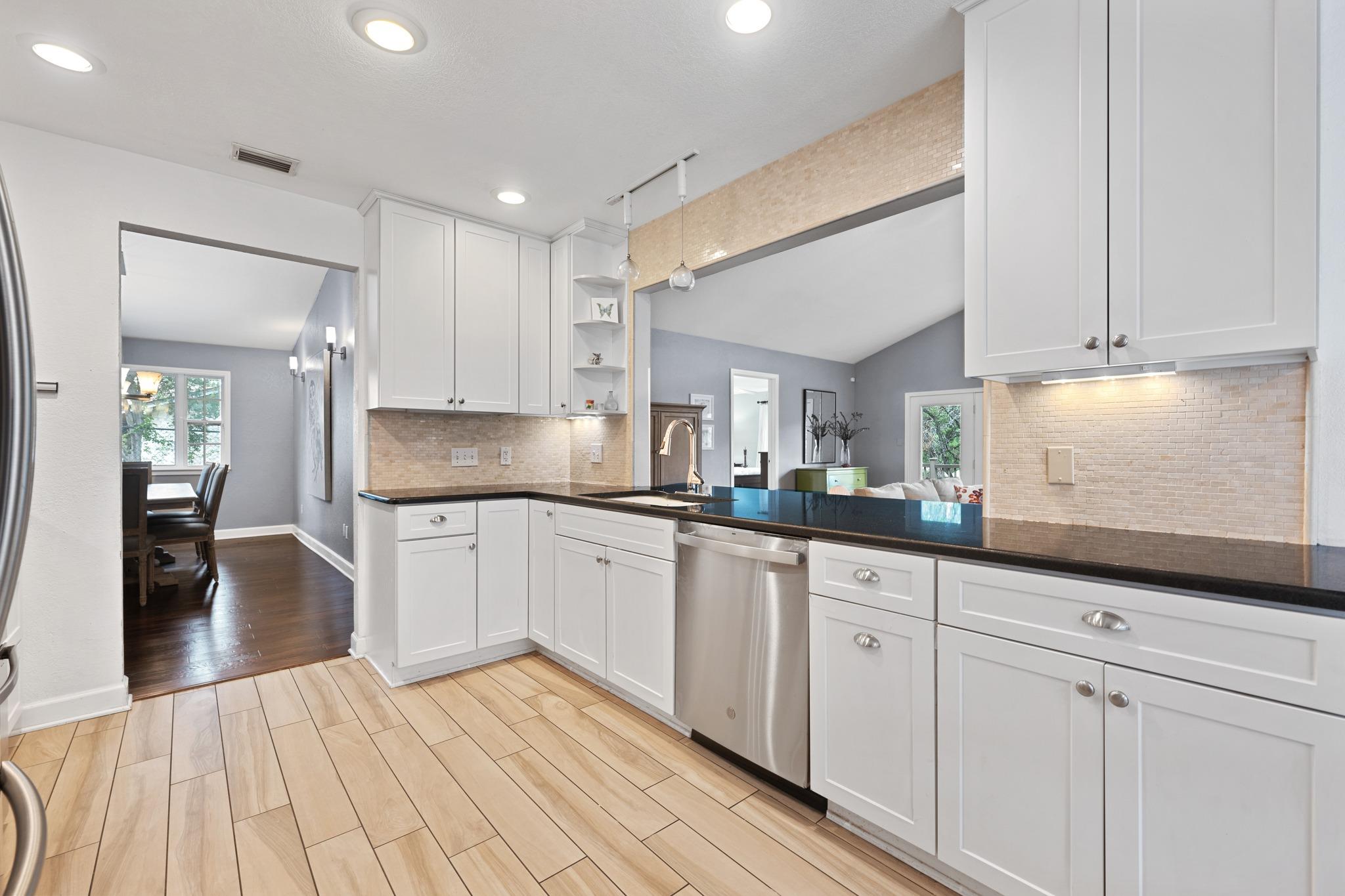 1211 Falcon Ledge Drive Austin TX 78746