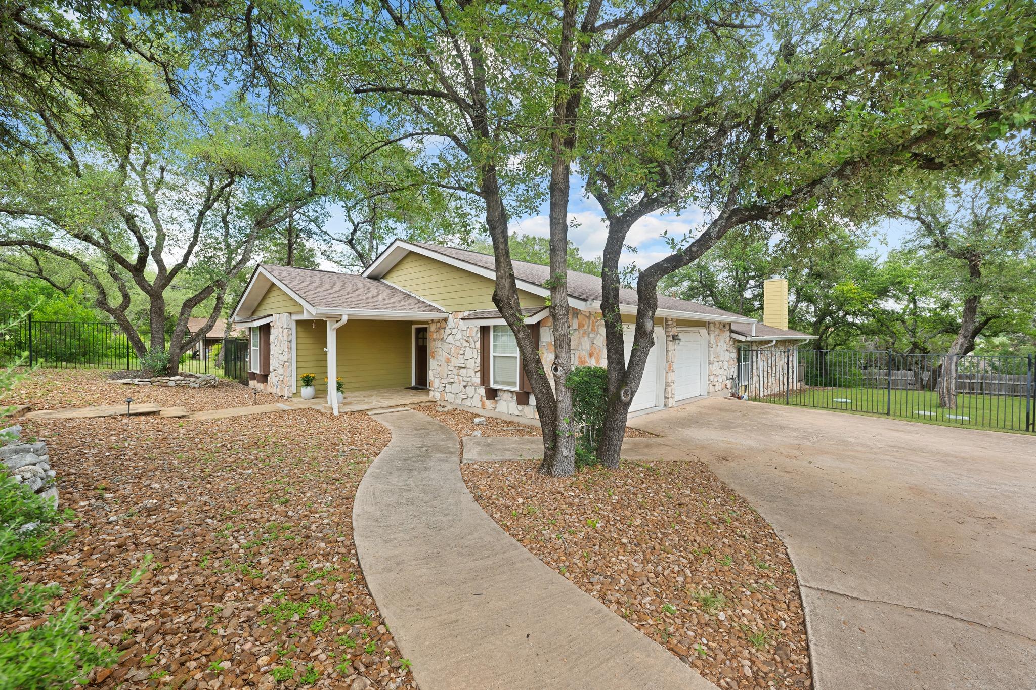1211 Falcon Ledge Drive Austin TX 78746