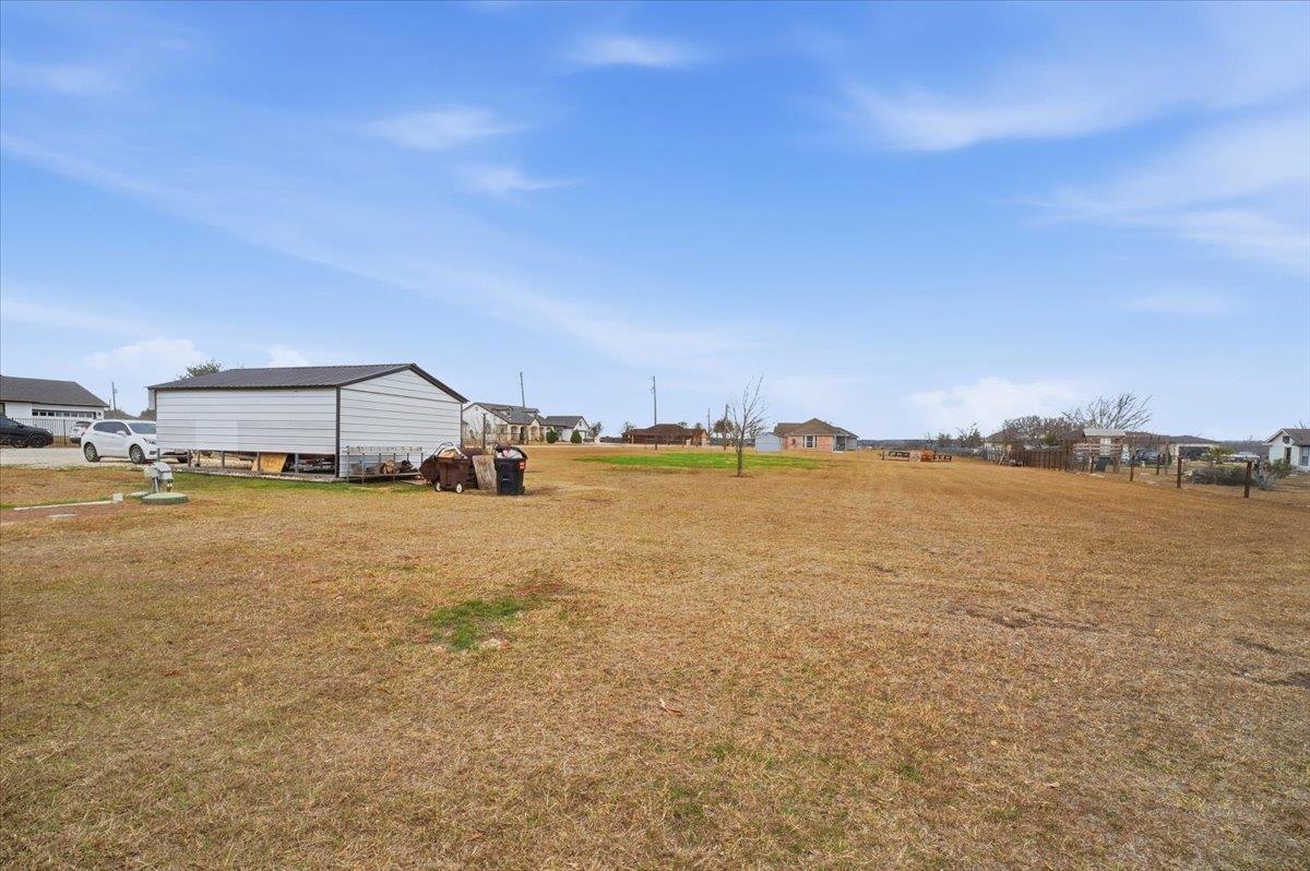 106 Luna Vista Cove Del Valle TX 78617