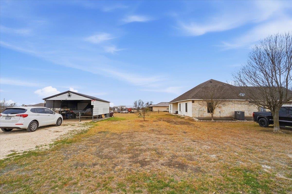 106 Luna Vista Cove Del Valle TX 78617