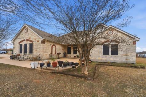 106 Luna Vista Cove Del Valle TX 78617