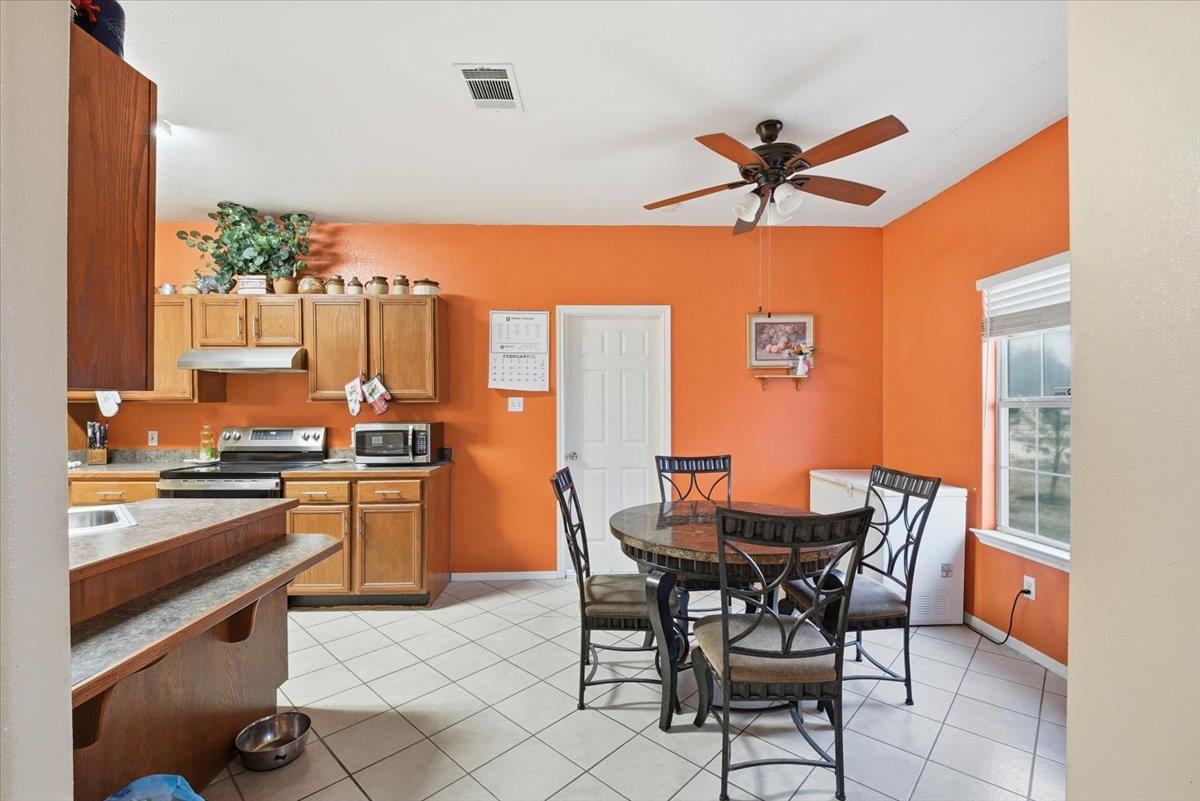 106 Luna Vista Cove Del Valle TX 78617