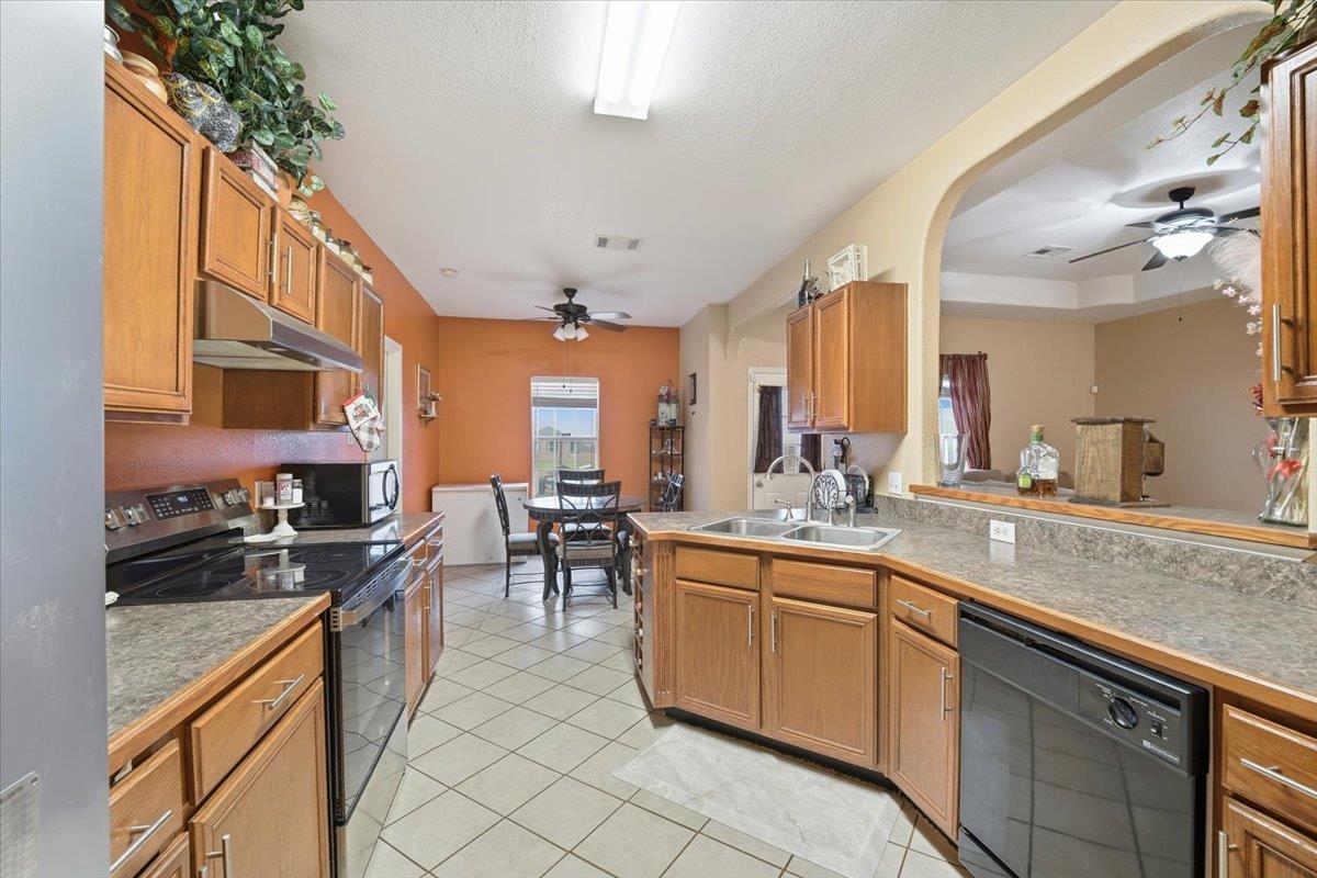 106 Luna Vista Cove Del Valle TX 78617