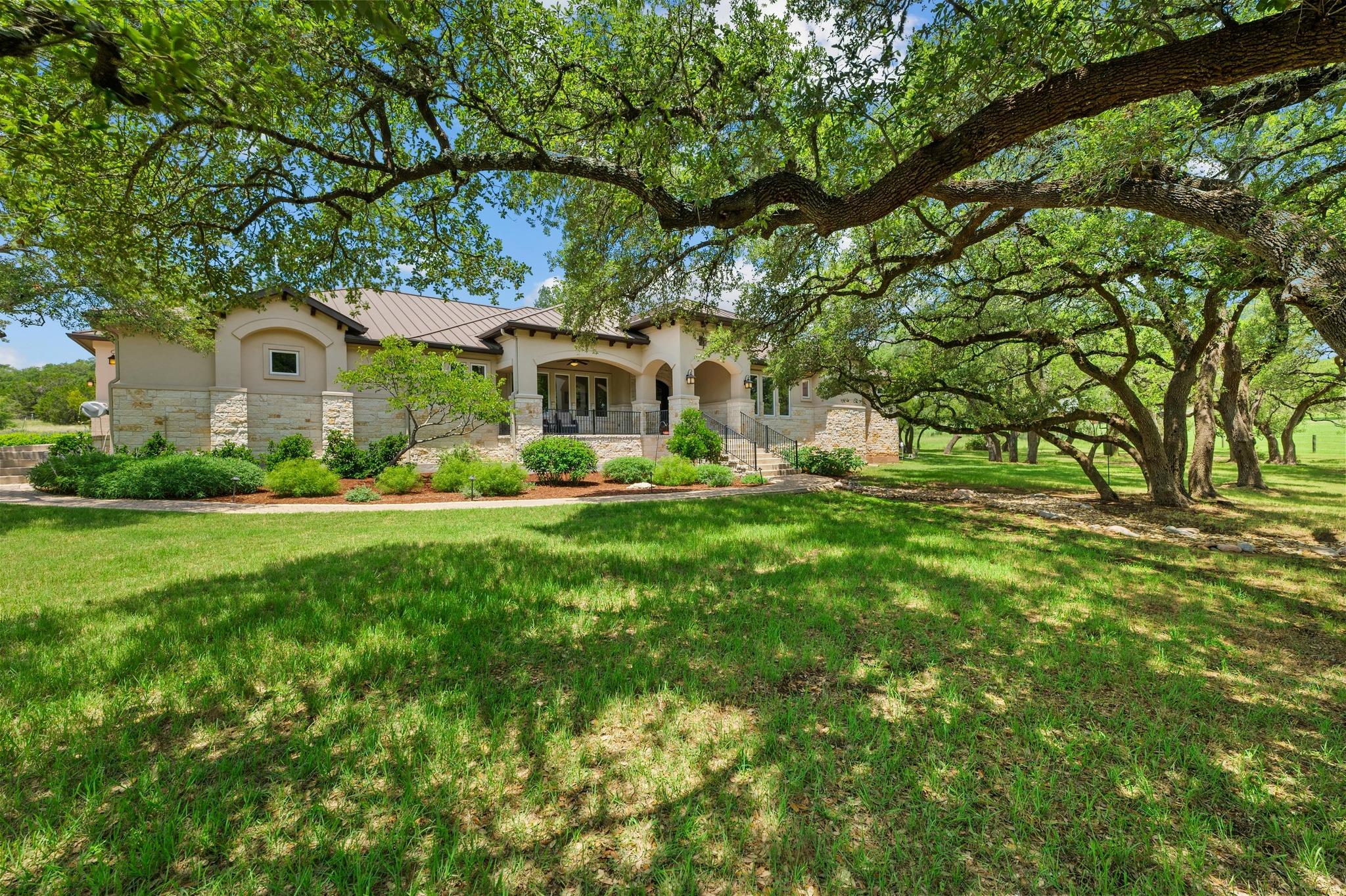 343 Covered Wagon Way Driftwood TX 78619