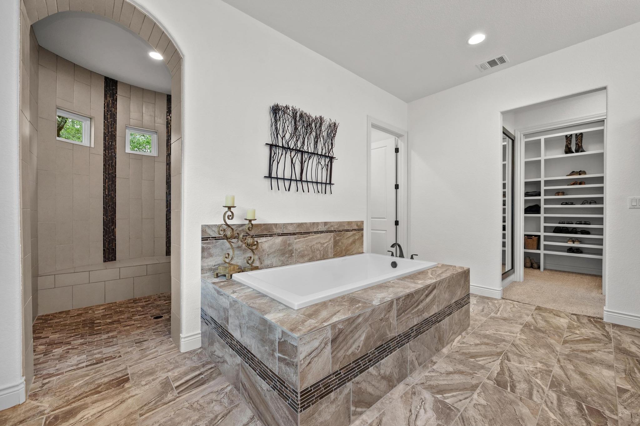 343 Covered Wagon Way Driftwood TX 78619