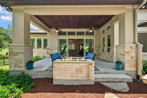 343 Covered Wagon Way Driftwood TX 78619