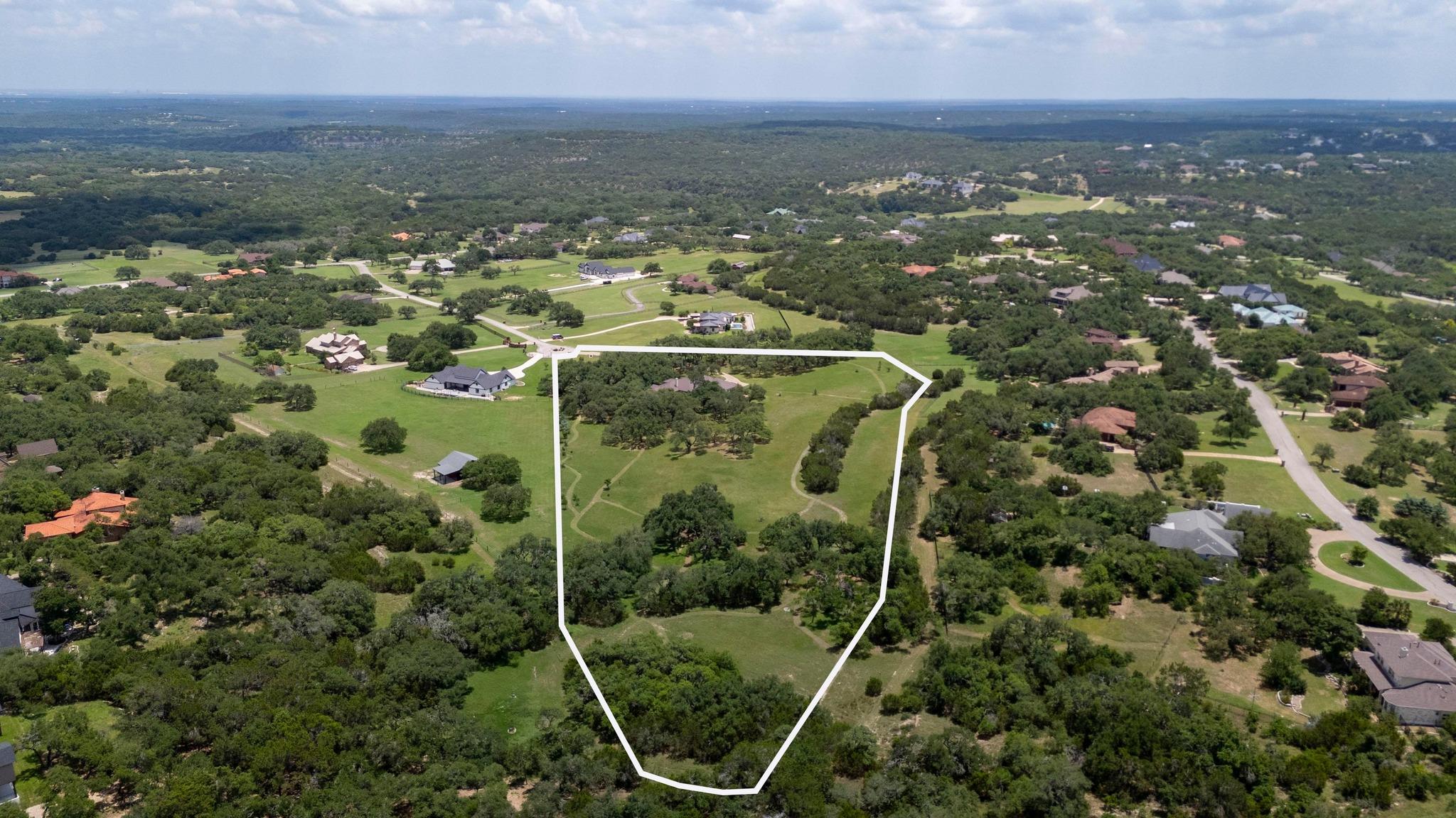 343 Covered Wagon Way Driftwood TX 78619