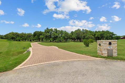 343 Covered Wagon Way Driftwood TX 78619