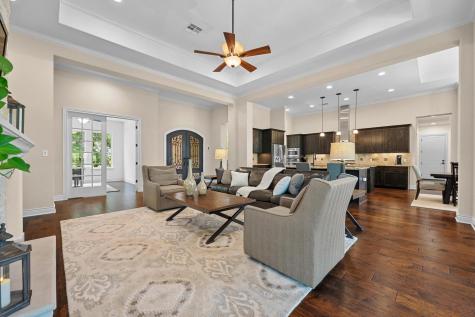 343 Covered Wagon Way Driftwood TX 78619