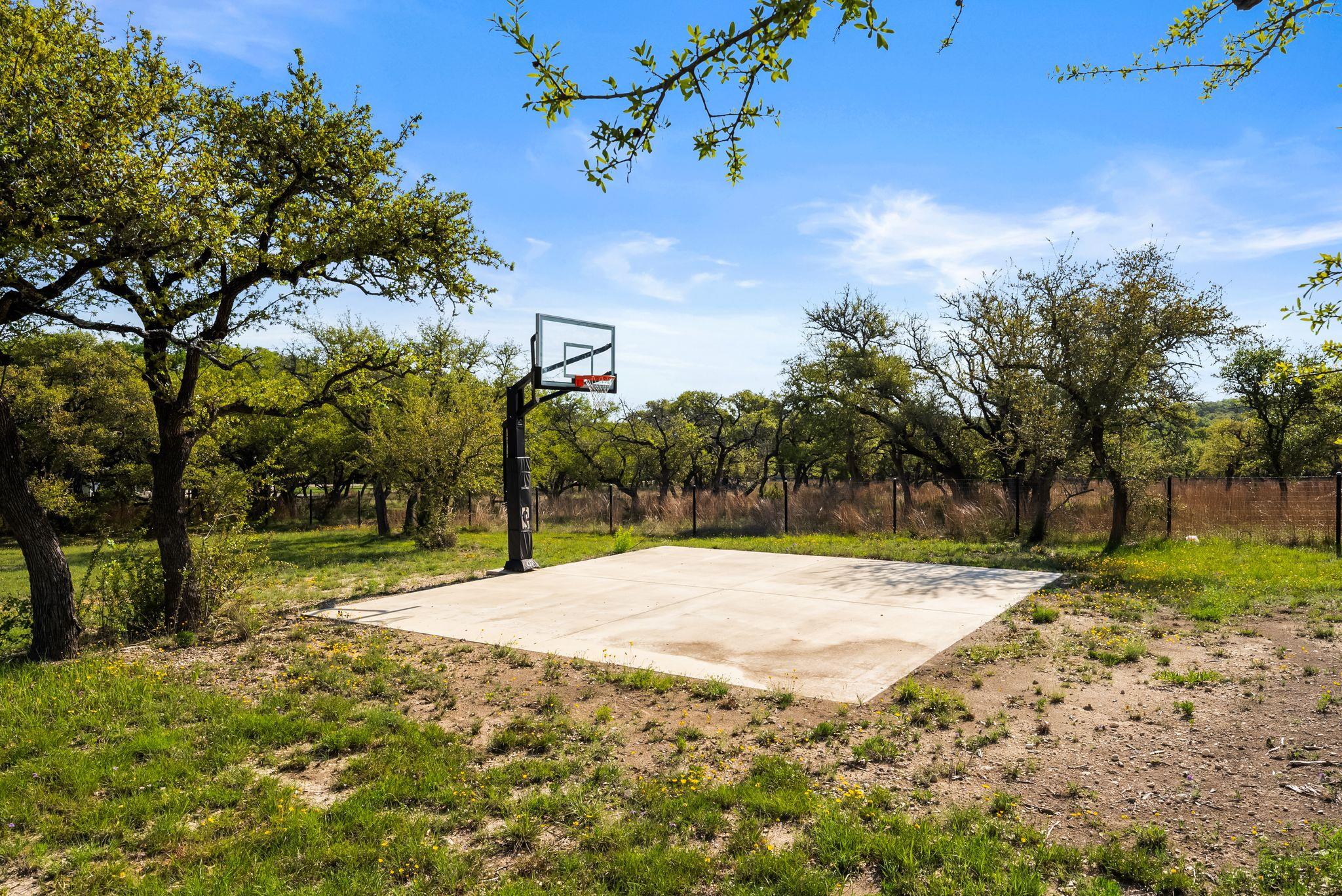 690 Cielo Springs Drive Blanco TX 78606