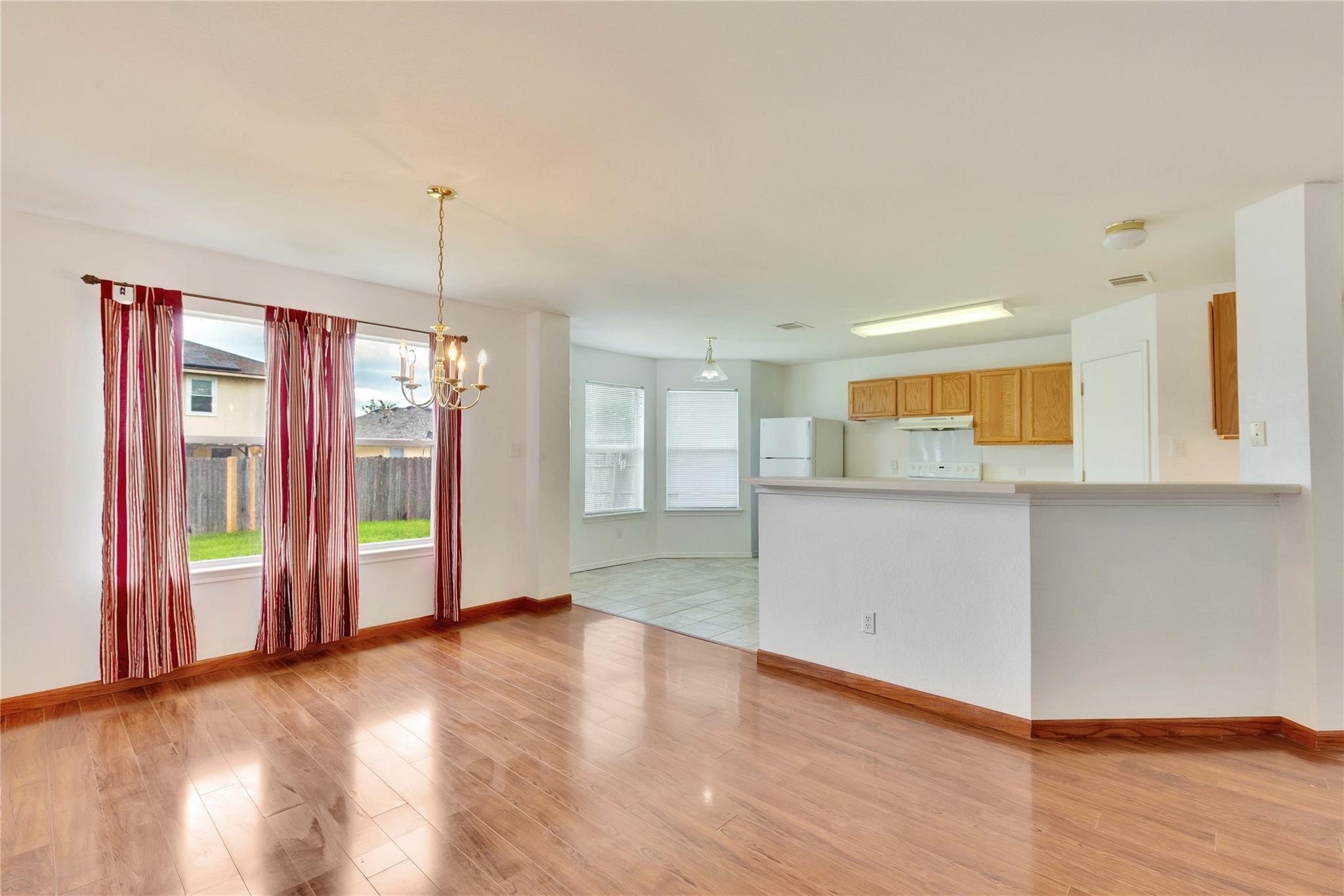 117 Gillespie Lane Elgin TX 78621