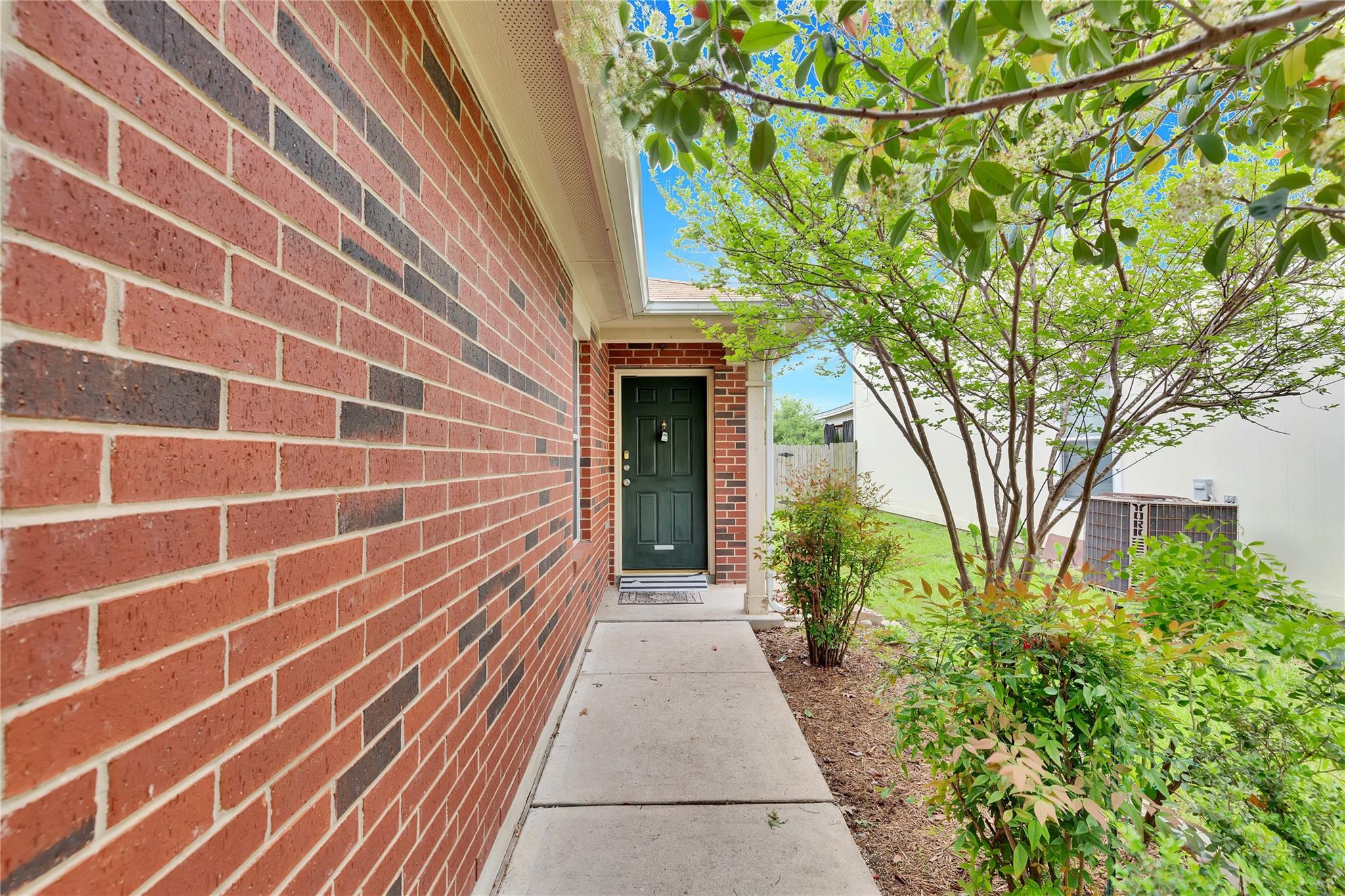 117 Gillespie Lane Elgin TX 78621