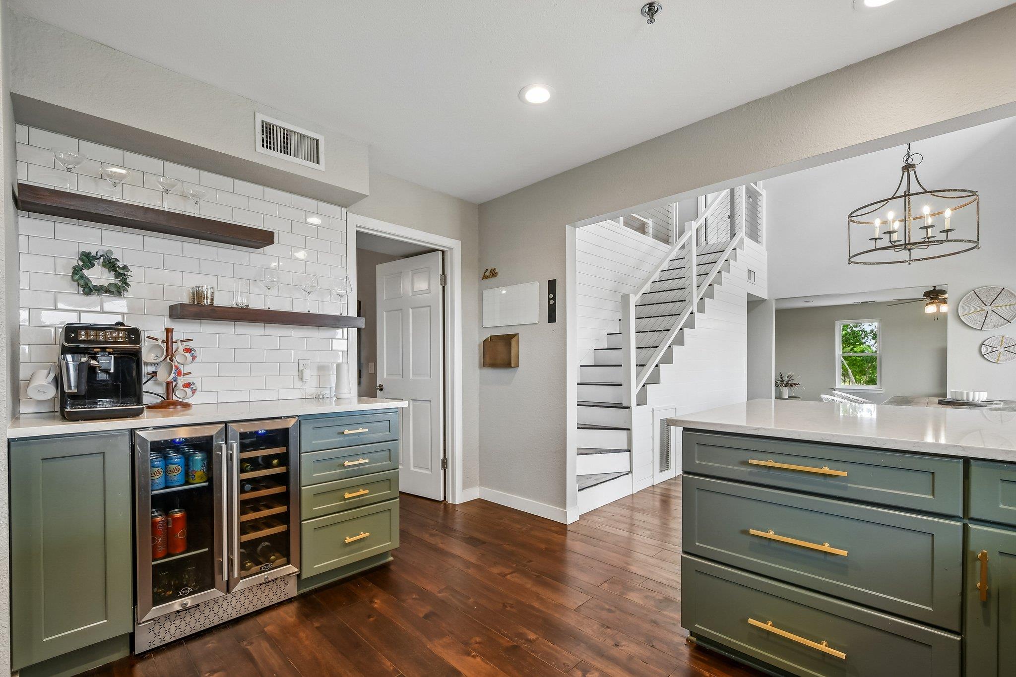 7105 Mountain Trail Austin TX 78732