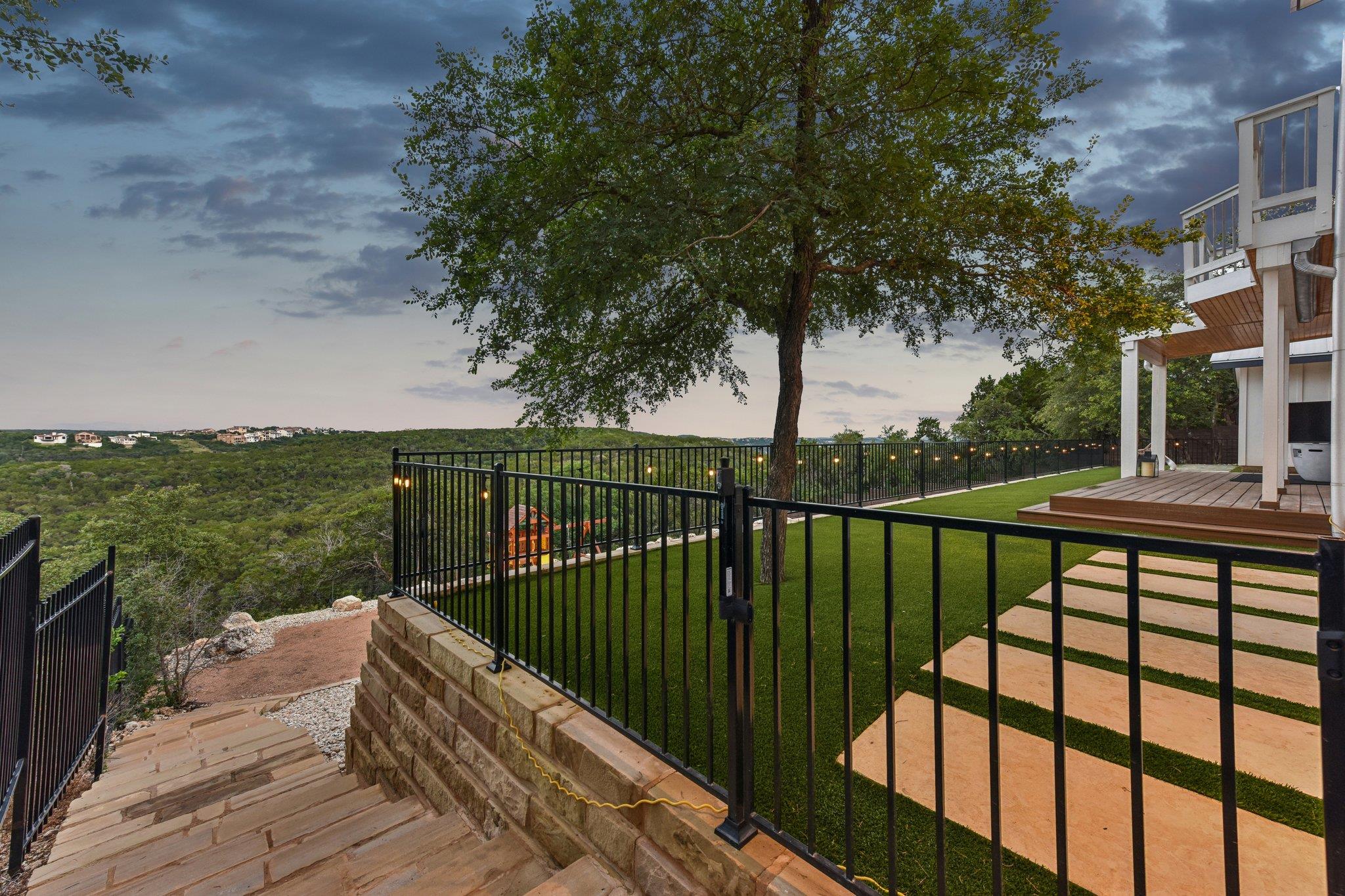 7105 Mountain Trail Austin TX 78732