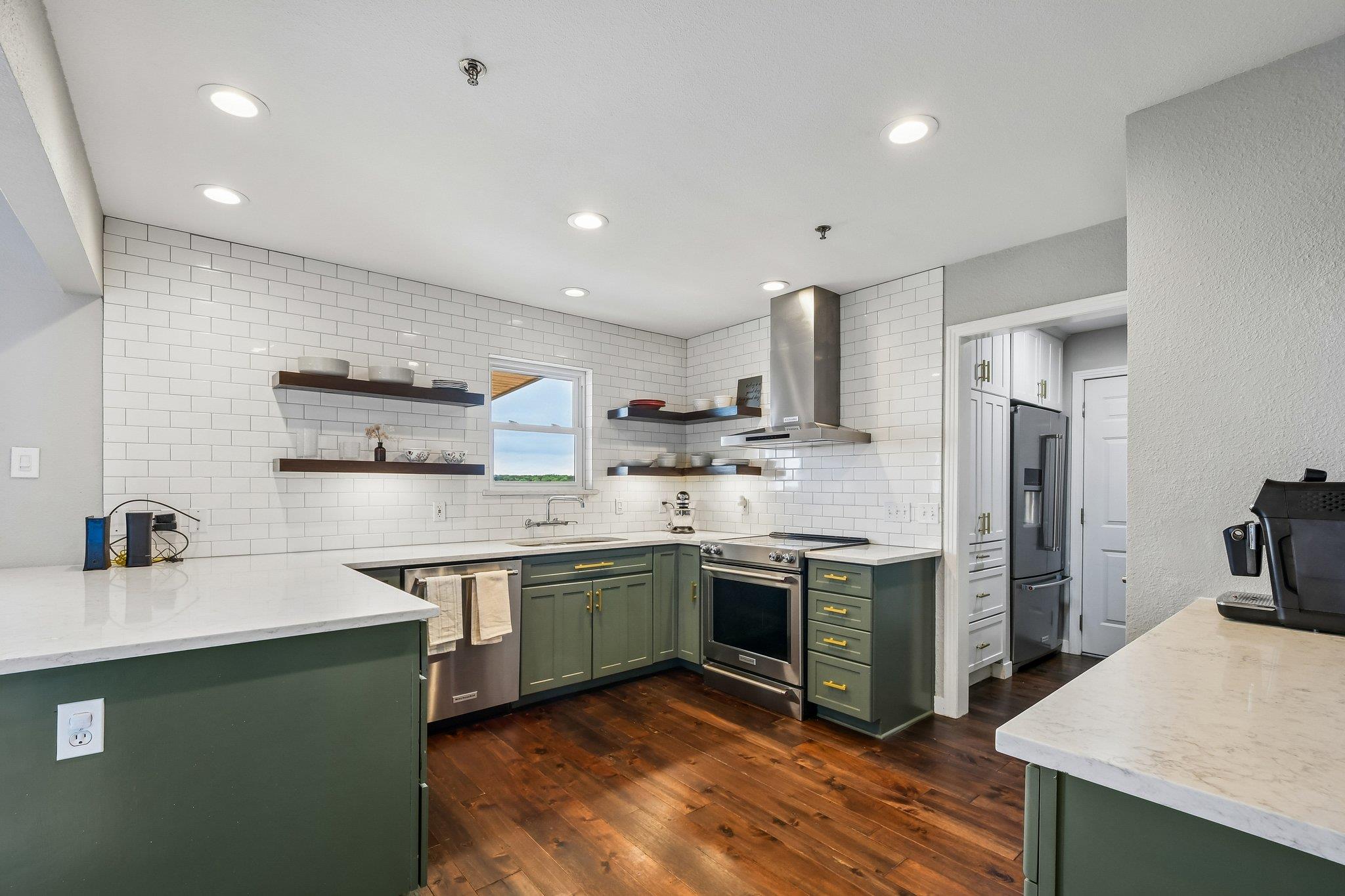 7105 Mountain Trail Austin TX 78732