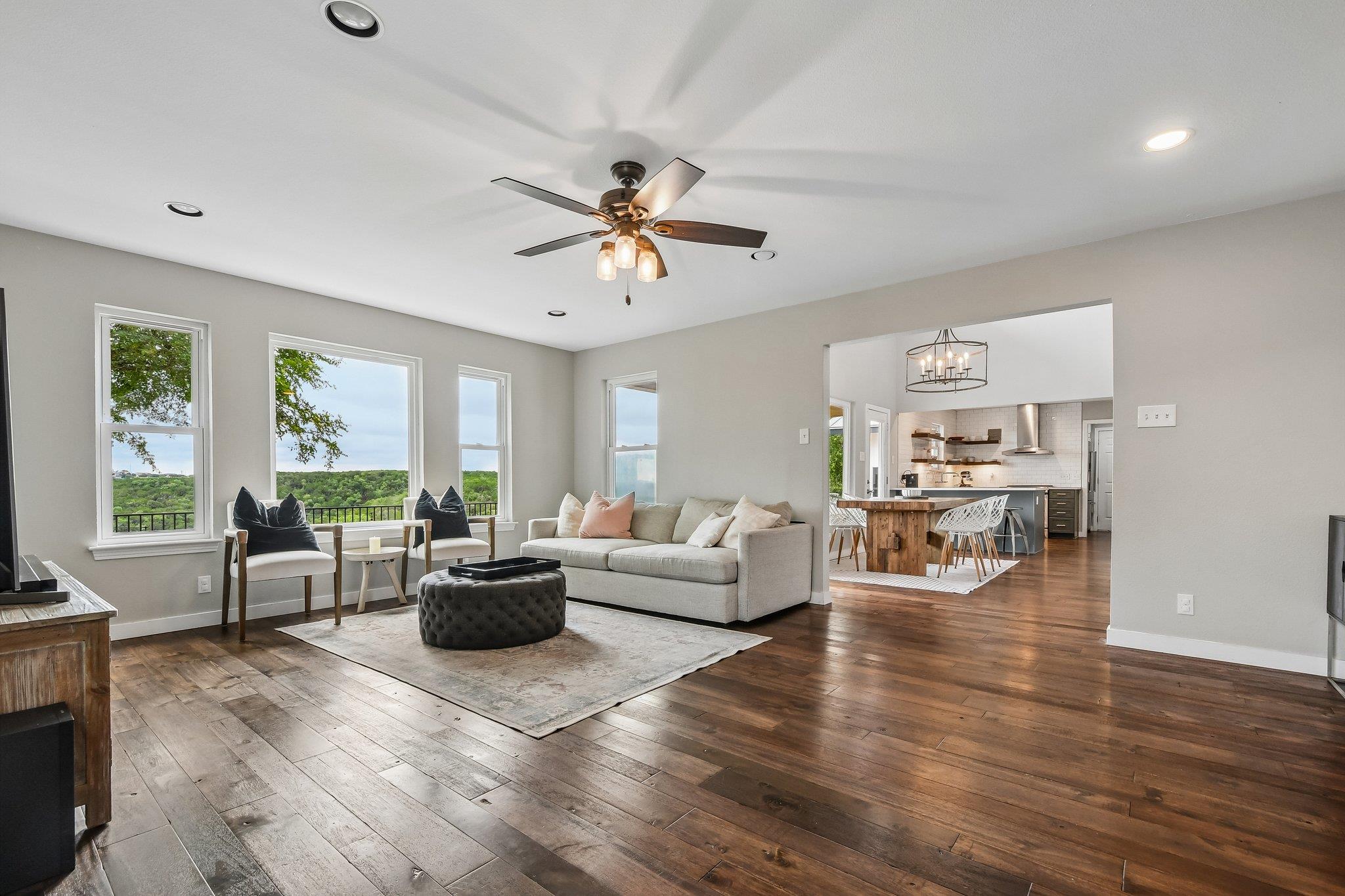 7105 Mountain Trail Austin TX 78732
