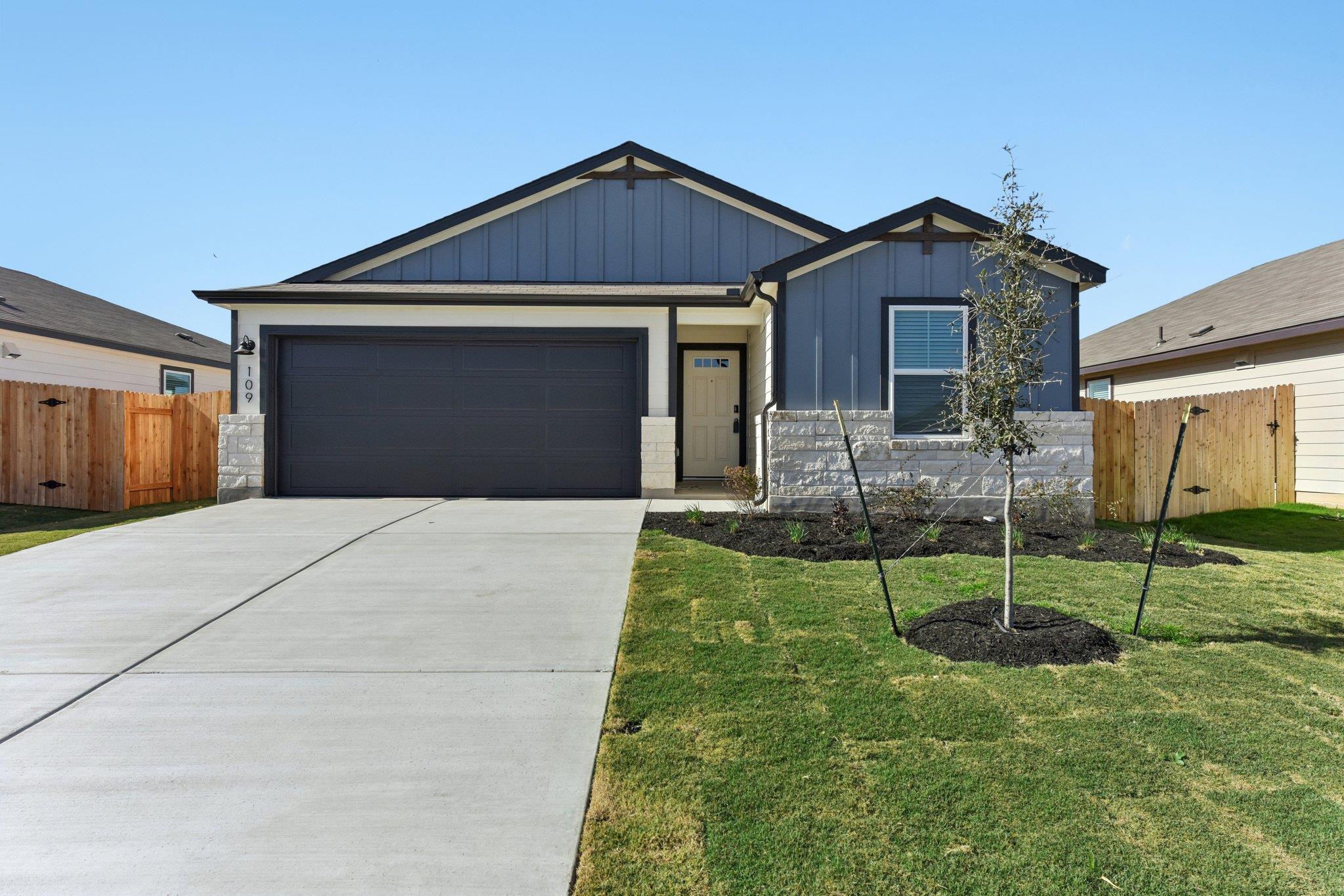 109 Honey Bee Jarrell TX 76537