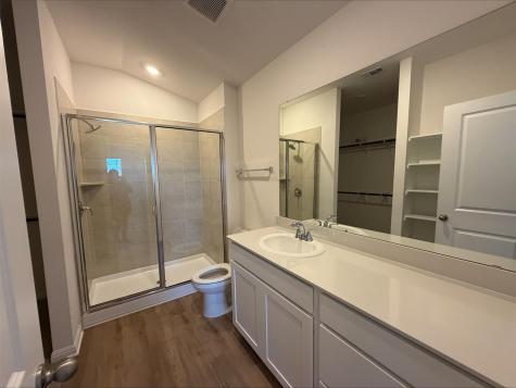 109 Honey Bee Jarrell TX 76537