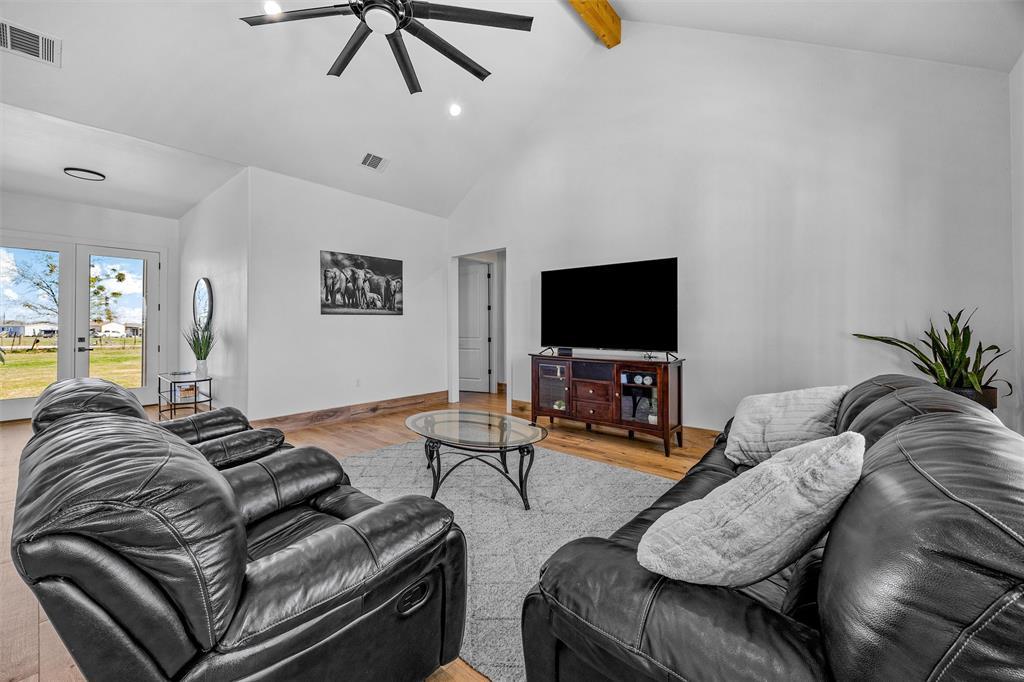 2230 Farm To Market 713 Lockhart TX 78644