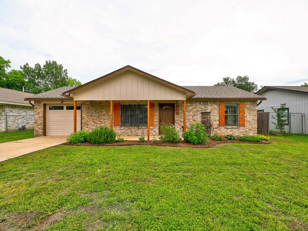 506 West Street Hutto TX 78634