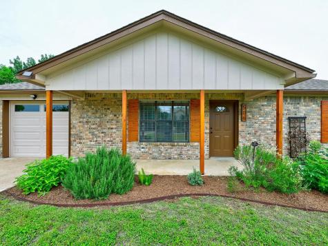 506 West Street Hutto TX 78634