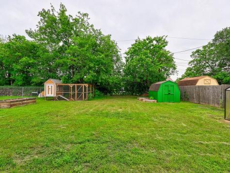 506 West Street Hutto TX 78634