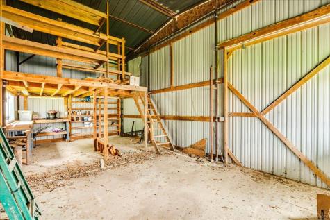 985 N Chambers Street Giddings TX 78942