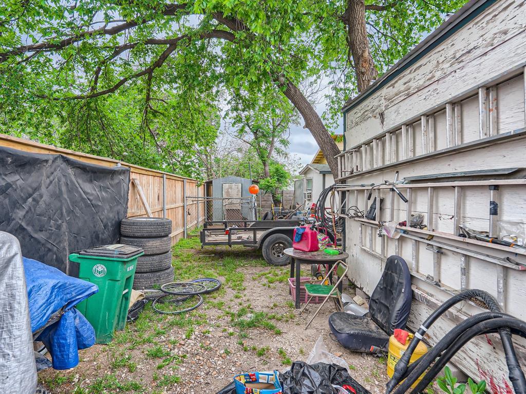 1122 Chicon Street Austin TX 78702