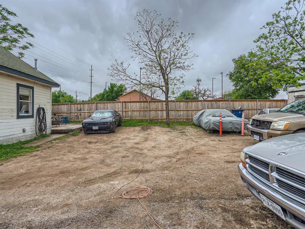 1122 Chicon Street Austin TX 78702