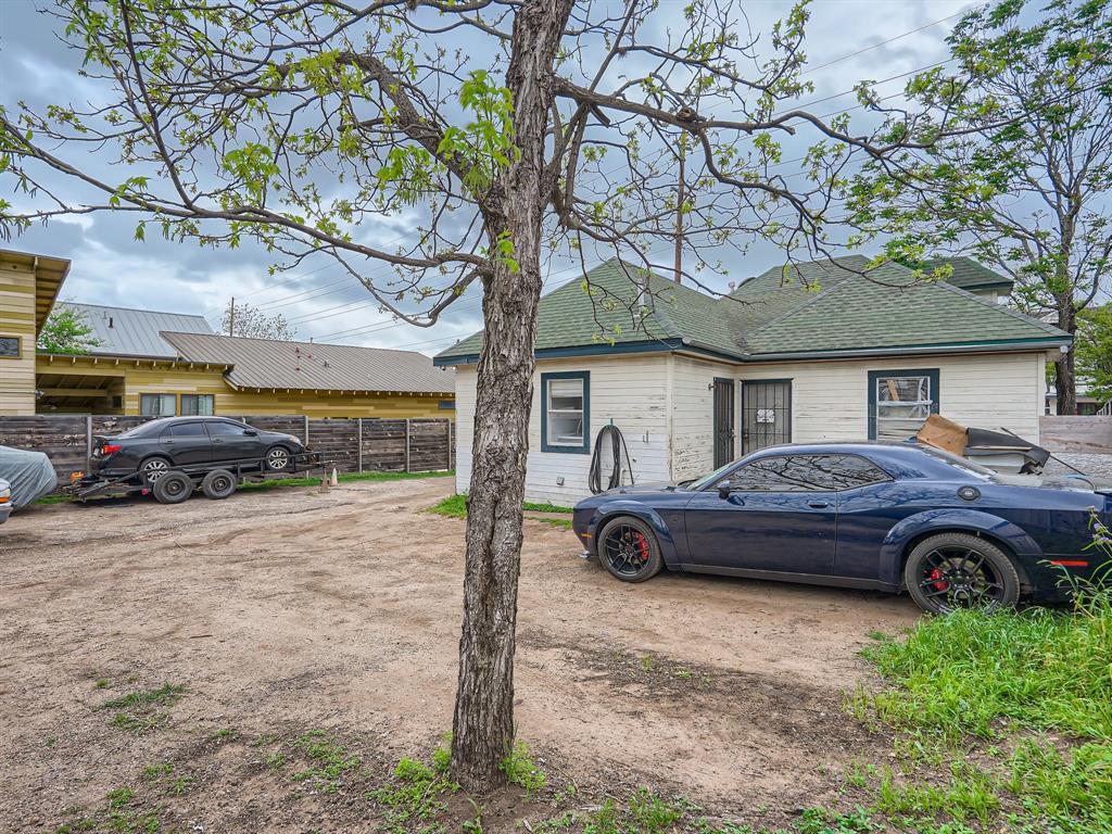 1122 Chicon Street Austin TX 78702