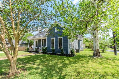 705 W Fifth Street Brenham TX 77833
