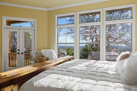 169 Royal Oaks Hill Fredericksburg TX 78624