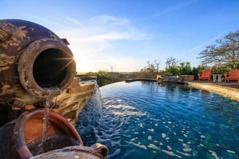 169 Royal Oaks Hill Fredericksburg TX 78624