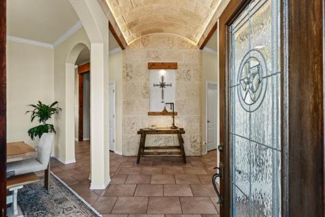 169 Royal Oaks Hill Fredericksburg TX 78624