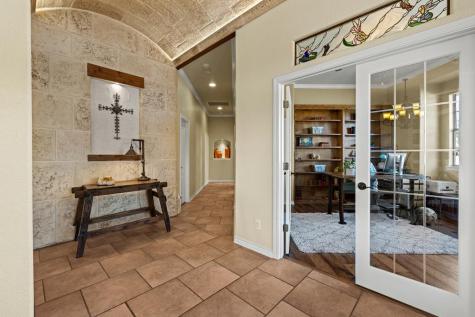 169 Royal Oaks Hill Fredericksburg TX 78624