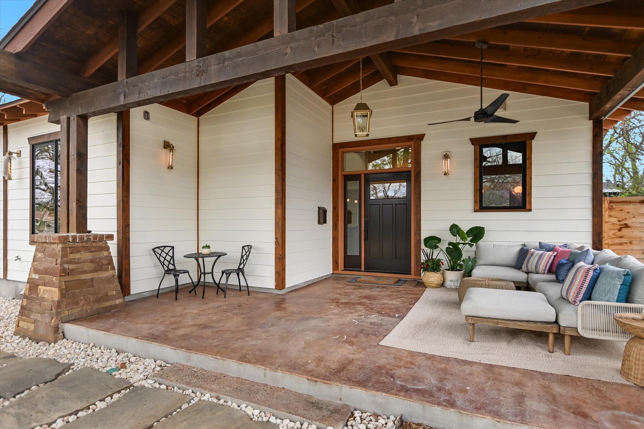 1210 Alguno Road Austin TX 78757