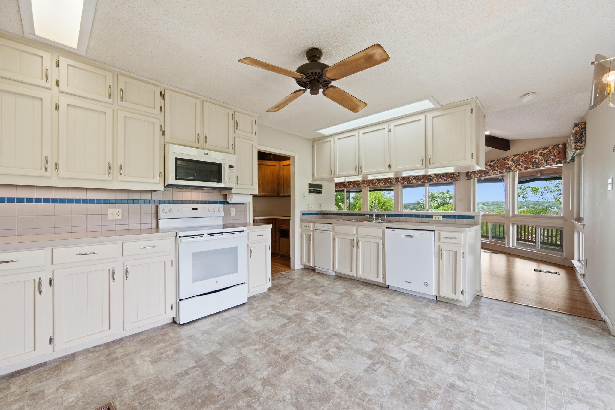 4831 Eck Lane Austin TX 78734