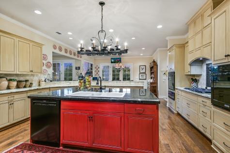 3004 Travis Lakeside Drive Spicewood TX 78669
