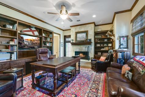 3004 Travis Lakeside Drive Spicewood TX 78669