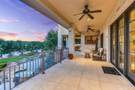 3004 Travis Lakeside Drive Spicewood TX 78669