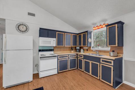 928 Moccasin Trail La Grange TX 78945