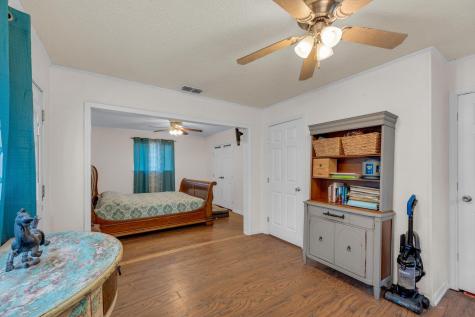 928 Moccasin Trail La Grange TX 78945